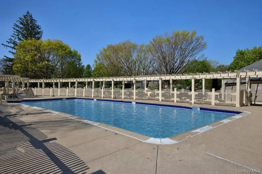 607 Chestnut Drive Carmel NY 10512