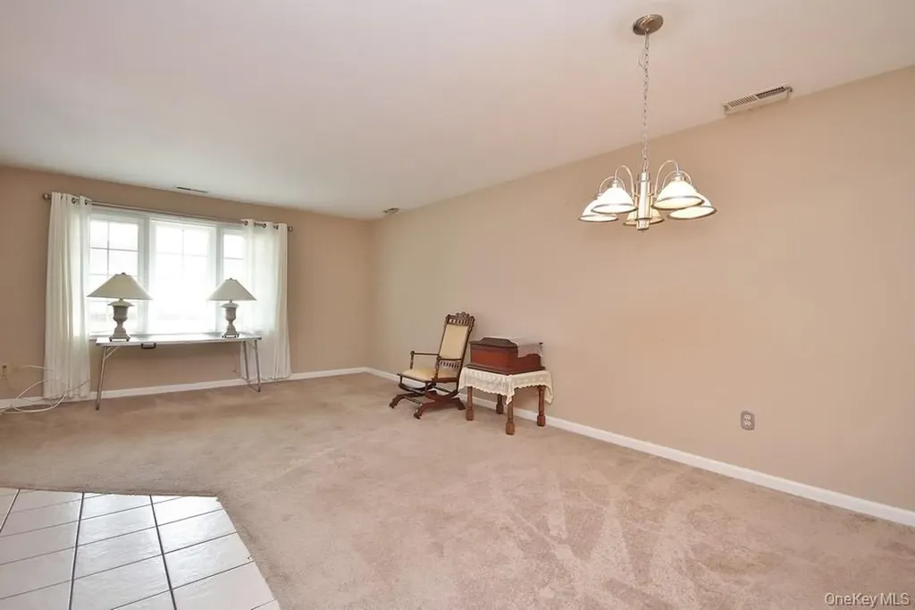607 Chestnut Drive Carmel NY 10512