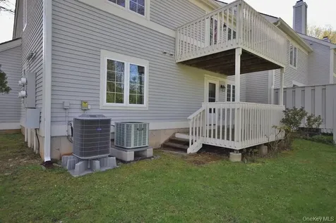 607 Chestnut Drive Carmel NY 10512