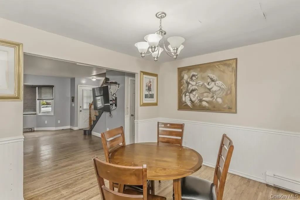 102 Pine Acres Boulevard Deer Park NY 11729