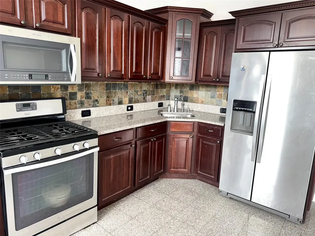 37 Apollo Street Brooklyn NY 11222