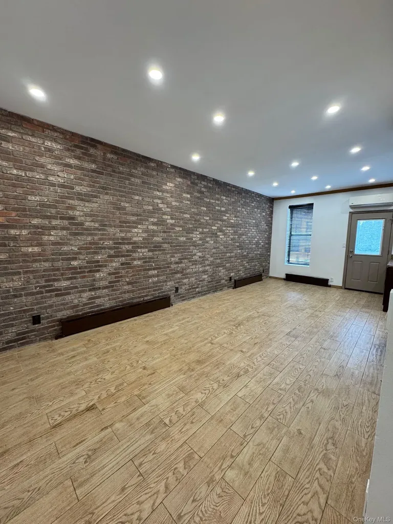 37 Apollo Street Brooklyn NY 11222
