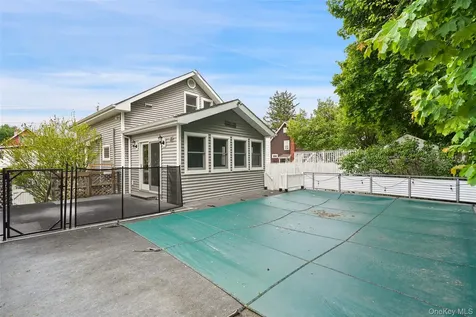 12 Harper Avenue Montrose NY 10548