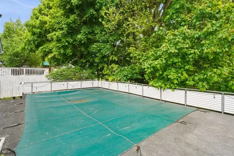 12 Harper Avenue Montrose NY 10548