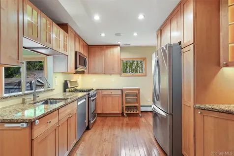 12 Harper Avenue Montrose NY 10548