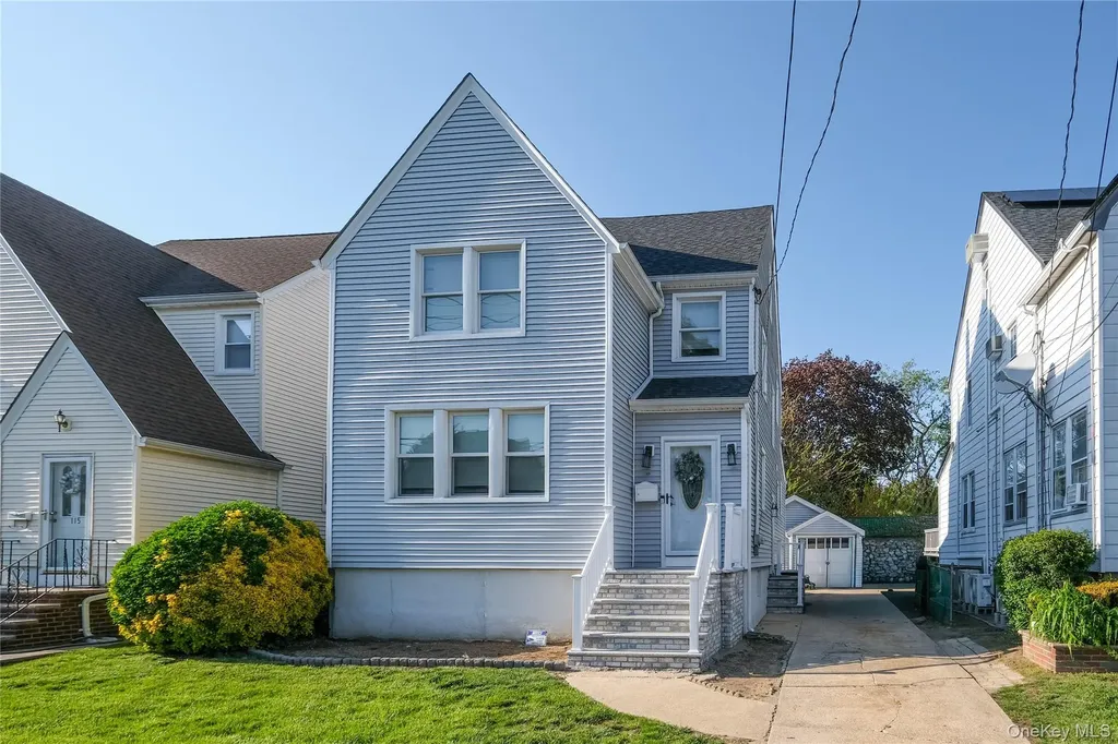 119 Munro Boulevard Valley Stream NY 11581