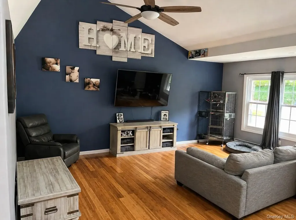 15 Highview Avenue Selden NY 11784