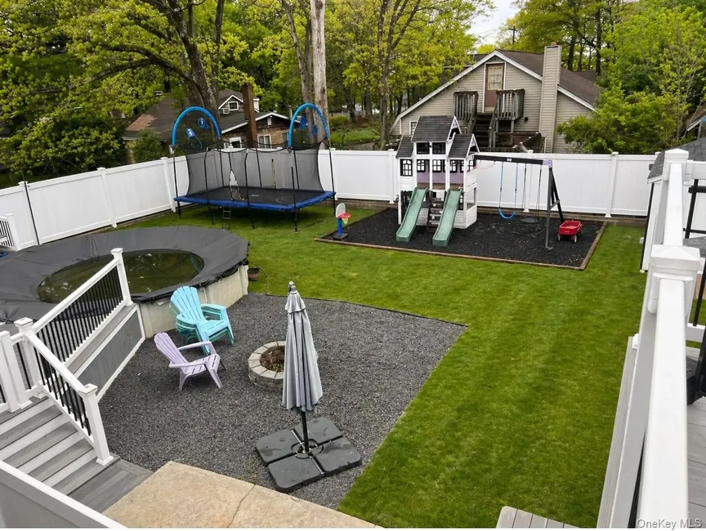 15 Highview Avenue Selden NY 11784