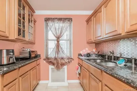 440 Warburton Avenue Yonkers NY 10701
