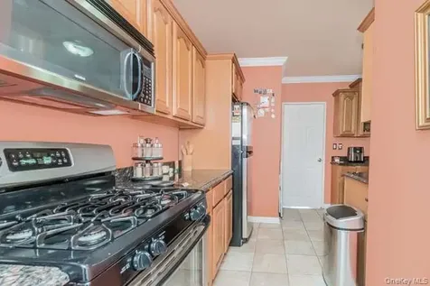 440 Warburton Avenue Yonkers NY 10701