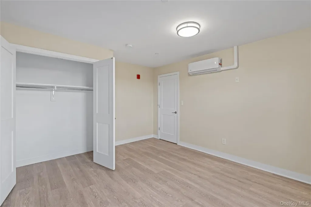 135 Wakefield Avenue Yonkers NY 10704