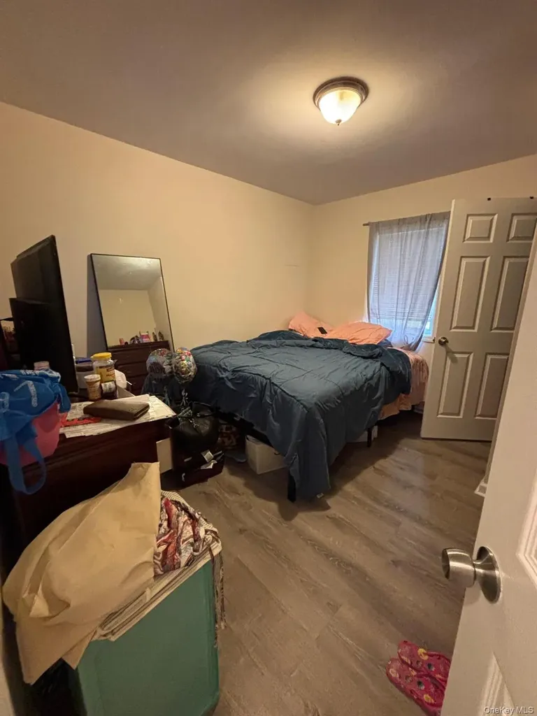 112 Maple Lane Medford NY 11763