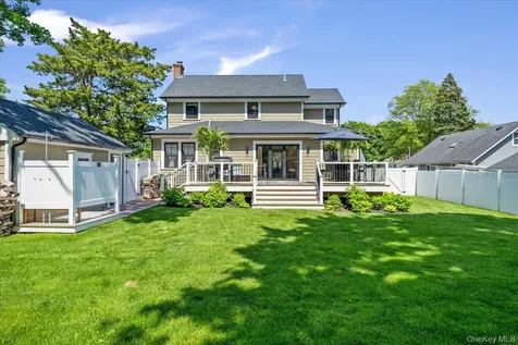 619 Bailey Avenue Greenport NY 11944