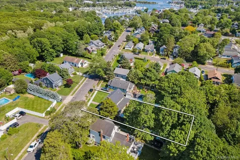 619 Bailey Avenue Greenport NY 11944