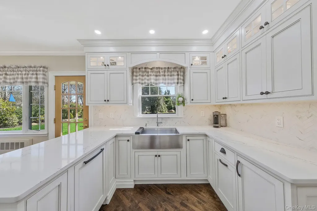 15 Maple Road Setauket NY 11733
