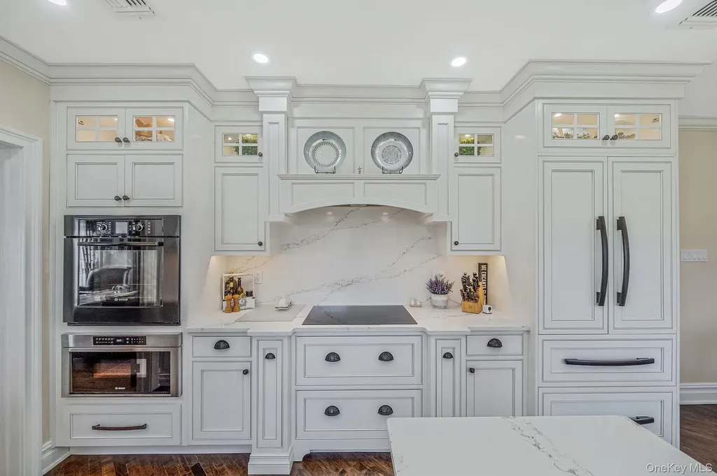 15 Maple Road Setauket NY 11733