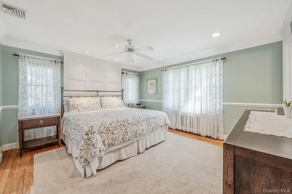 15 Maple Road Setauket NY 11733