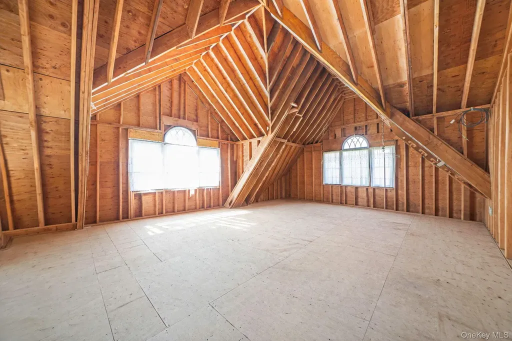 15 Maple Road Setauket NY 11733