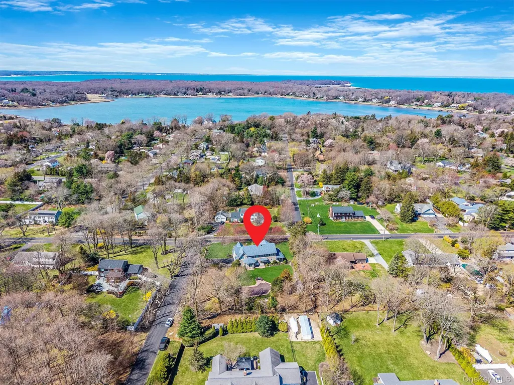 15 Maple Road Setauket NY 11733