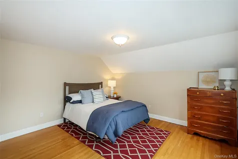 30 Todd Drive E Glen Head NY 11545
