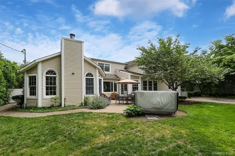 30 Todd Drive E Glen Head NY 11545