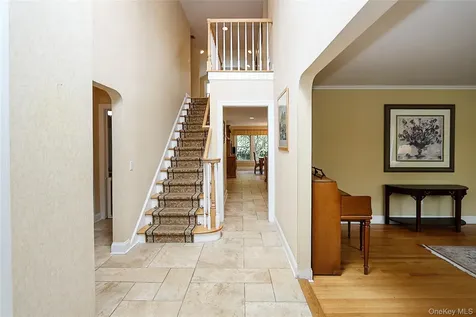 30 Todd Drive E Glen Head NY 11545
