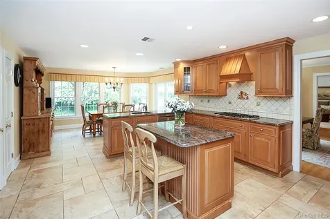 30 Todd Drive E Glen Head NY 11545