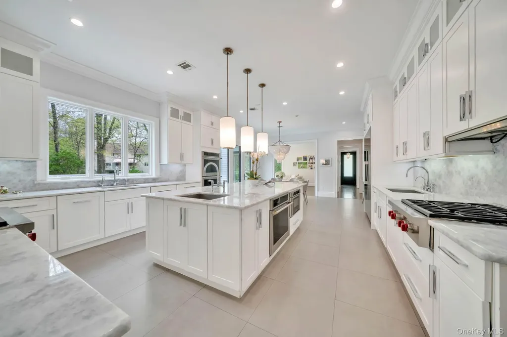 12 Dalewood Drive Suffern NY 10901