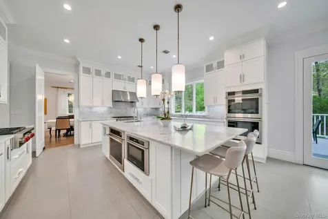 12 Dalewood Drive Suffern NY 10901