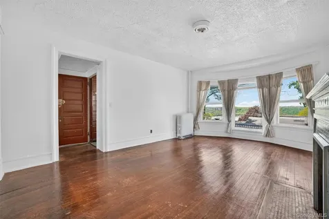 354 Palisade Avenue Yonkers NY 10703