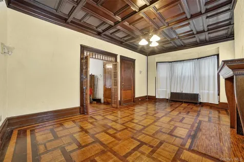 354 Palisade Avenue Yonkers NY 10703