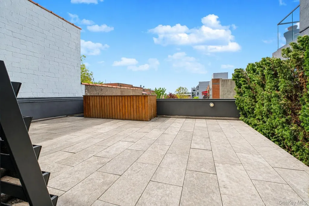 554 4th Avenue Brooklyn NY 11215