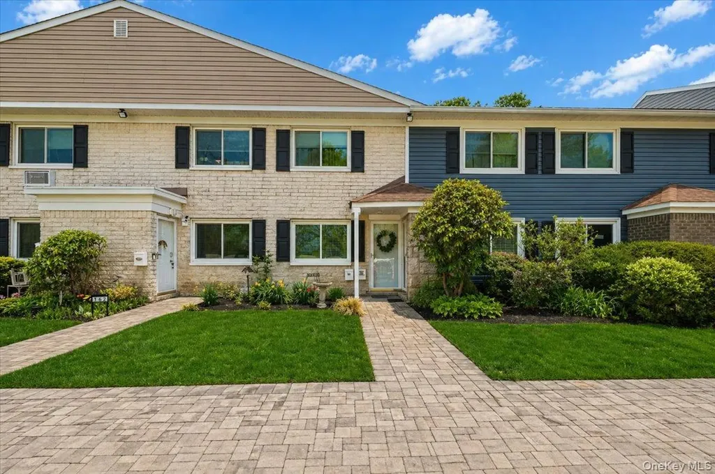 40 West 4 Street Patchogue NY 11772