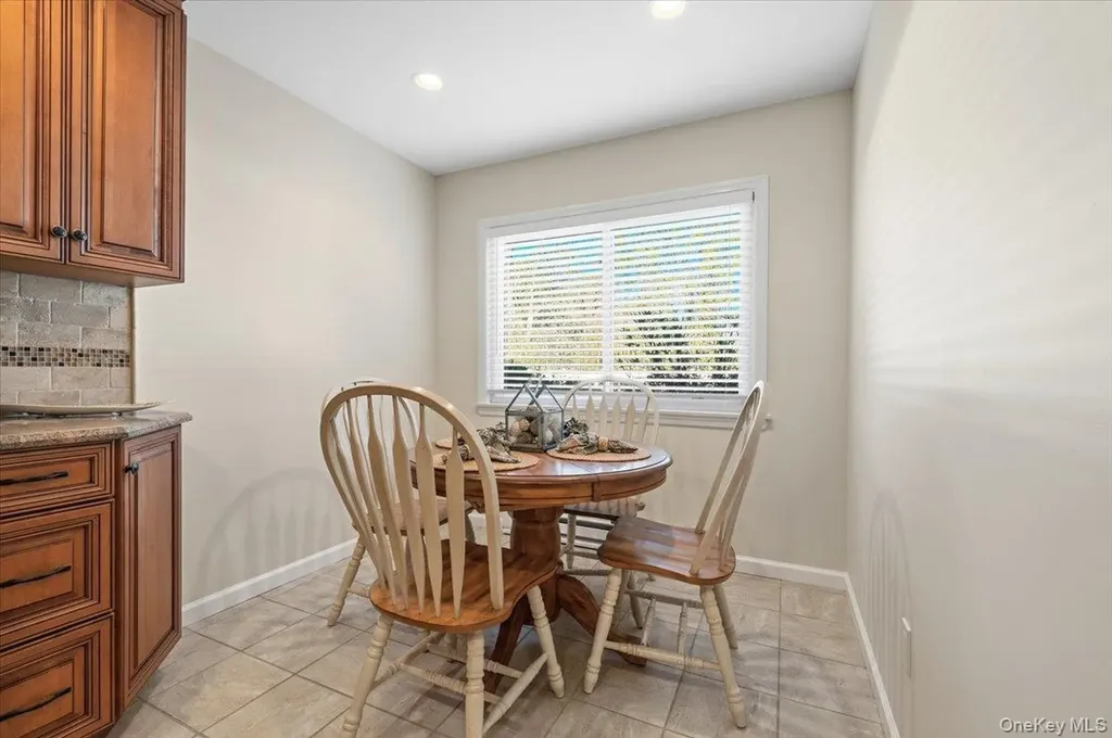 40 West 4 Street Patchogue NY 11772