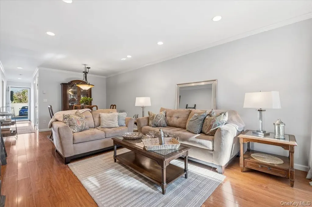 40 West 4 Street Patchogue NY 11772
