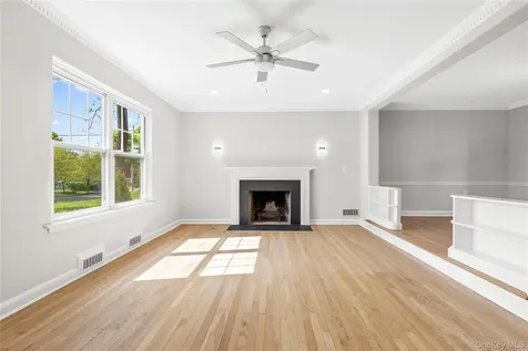 21 Keogh Lane New Rochelle NY 10805