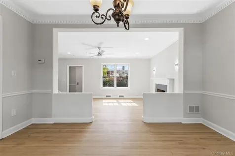 21 Keogh Lane New Rochelle NY 10805