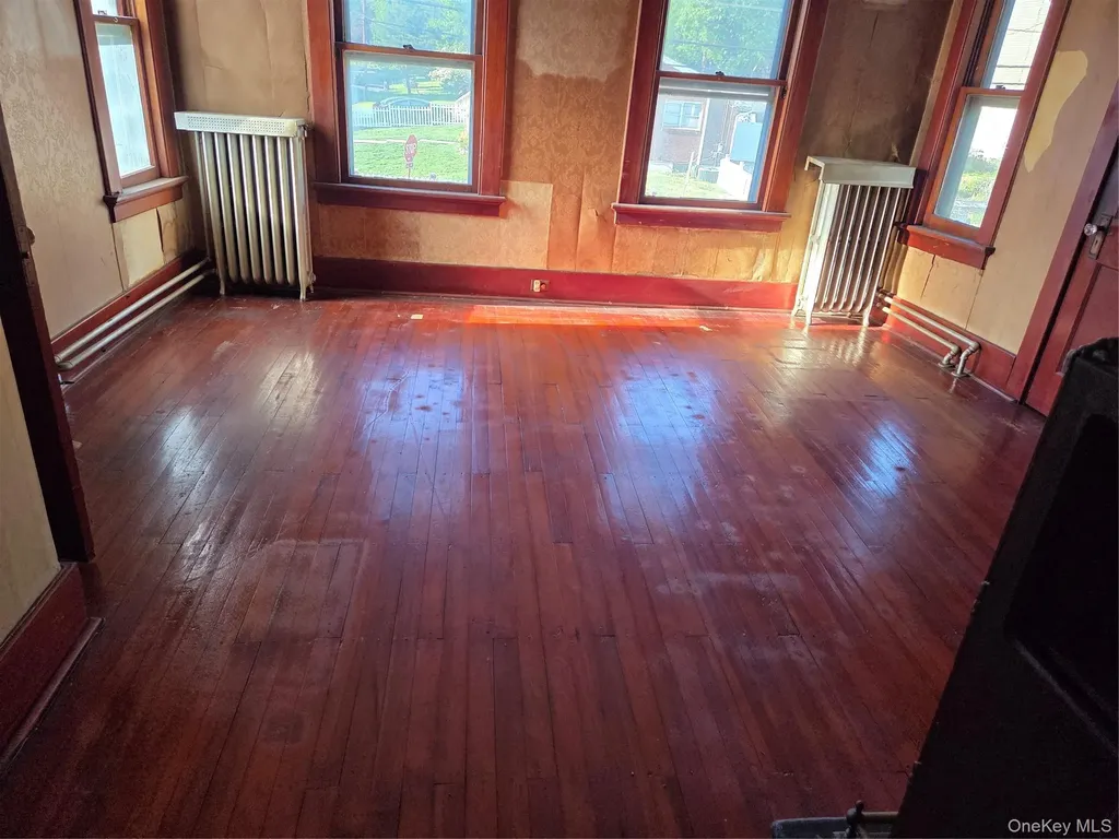 423 3rd Street Newburgh NY 12550