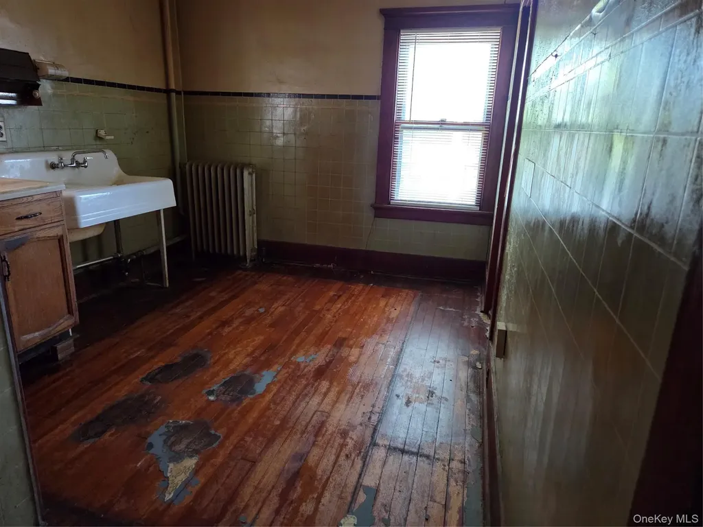 423 3rd Street Newburgh NY 12550