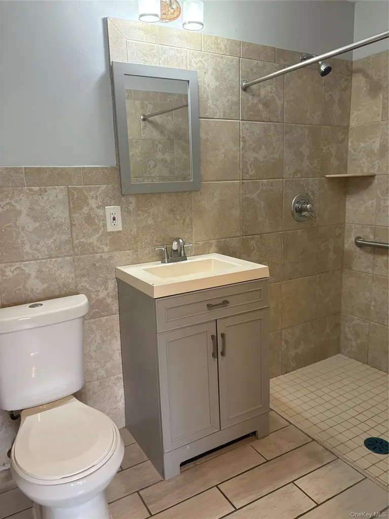 32 Palmer Avenue Middletown NY 10940