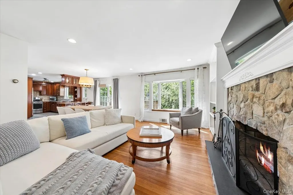 3 Markwood Place Ardsley NY 10502