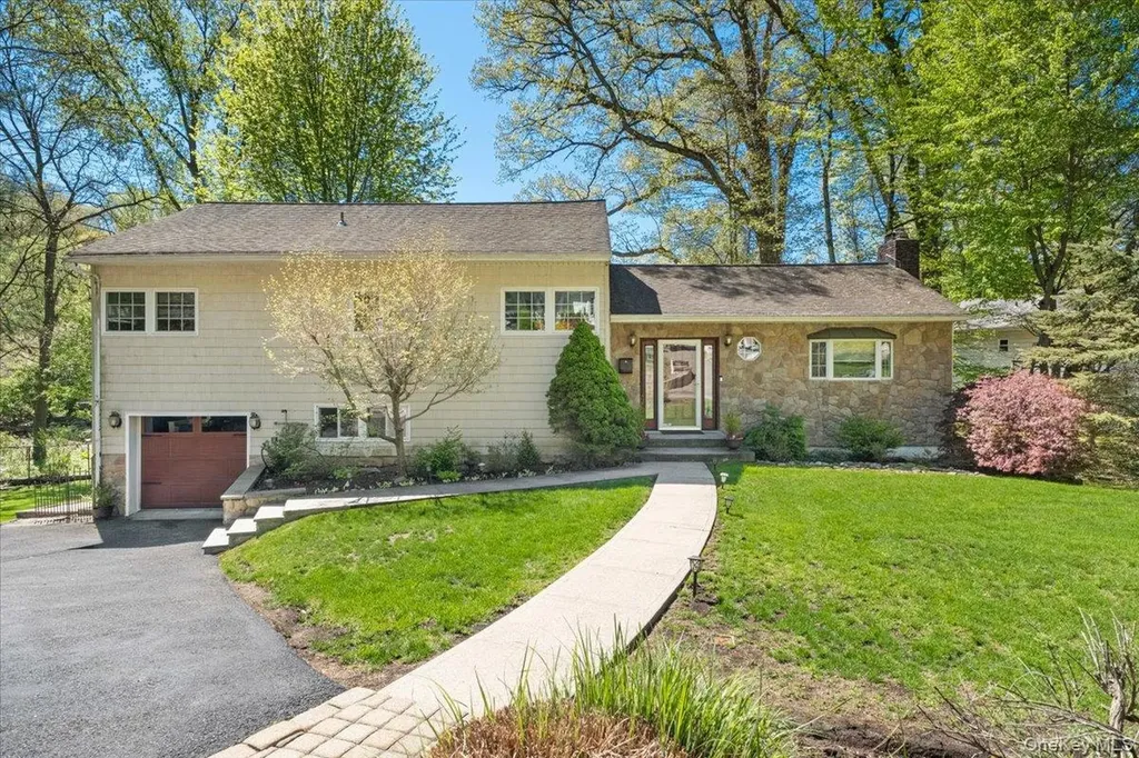3 Markwood Place Ardsley NY 10502