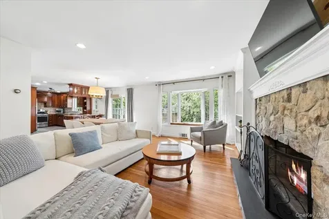 3 Markwood Place Ardsley NY 10502