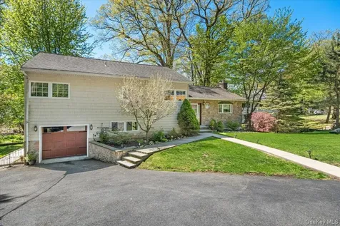 3 Markwood Place Ardsley NY 10502