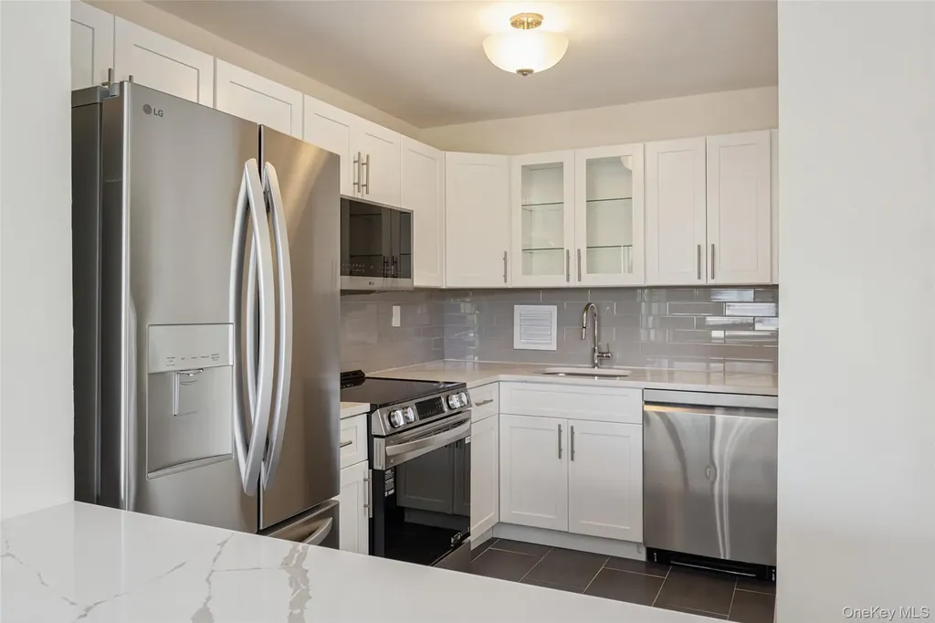 166-35 9th Avenue Beechhurst NY 11357