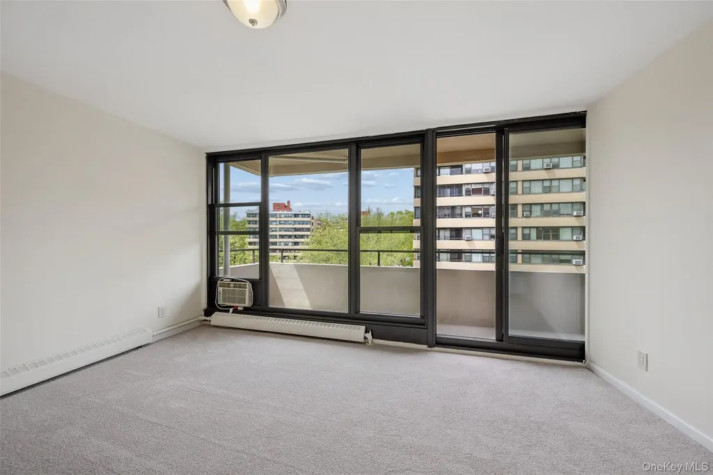 166-35 9th Avenue Beechhurst NY 11357