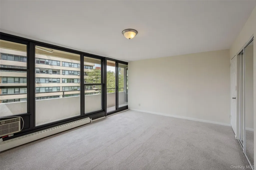 166-35 9th Avenue Beechhurst NY 11357