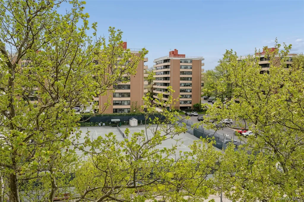 166-35 9th Avenue Beechhurst NY 11357