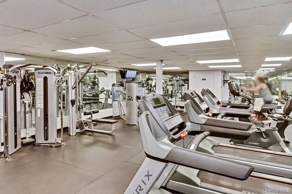 166-35 9th Avenue Beechhurst NY 11357