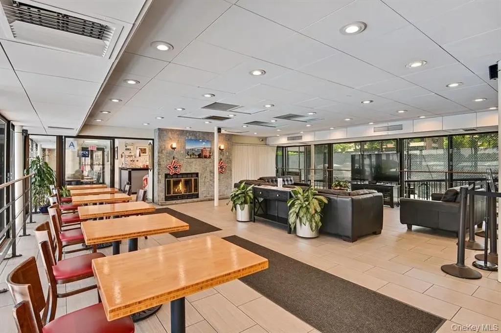 166-35 9th Avenue Beechhurst NY 11357